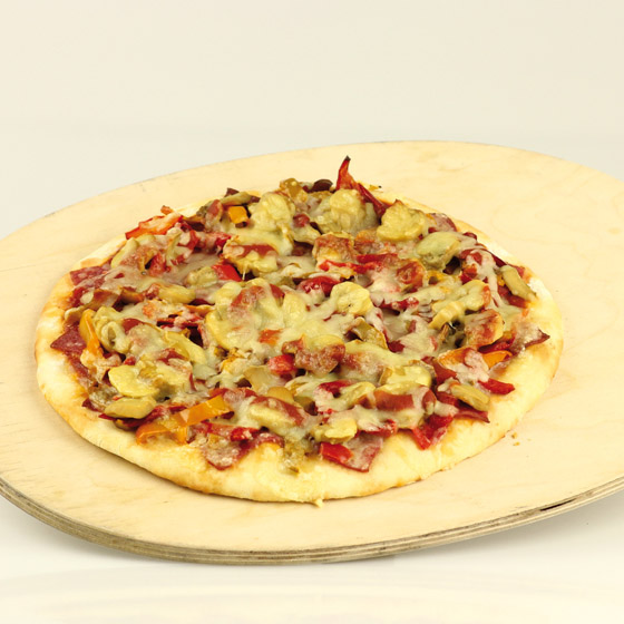 Pizza mit Paprika und Champignons